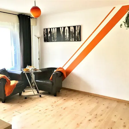 Lake & Town Studio | 24 מונטרה